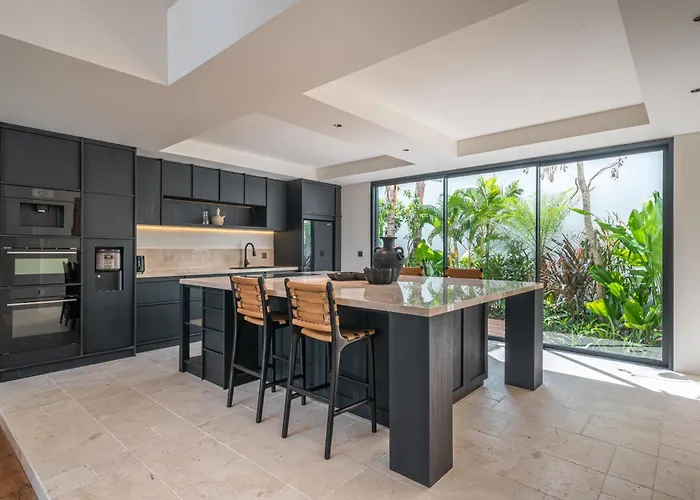 Moana - Incredible 2br Next To The In * Canggu