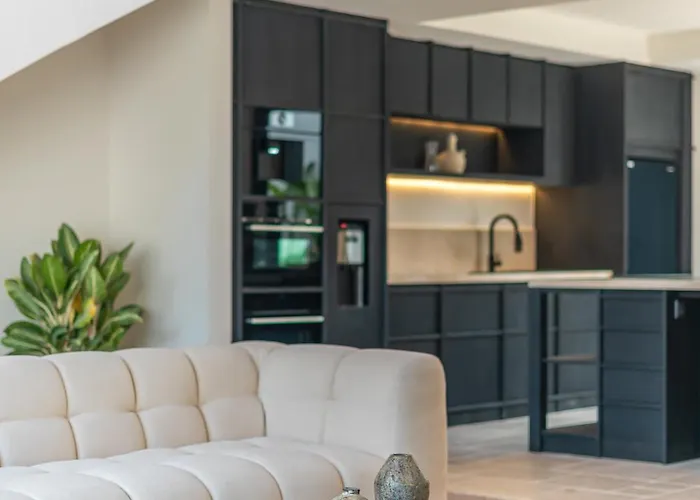 Villa Moana - Incredible 2br Next To The In Canggu